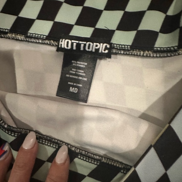 🛍️Hot Topic Checkered Coloured Circle Skirt - Picture 2 of 2